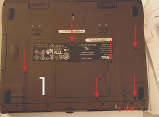 Bottom of DELL Latitude CPi Bottom of DELL Latitude CPi